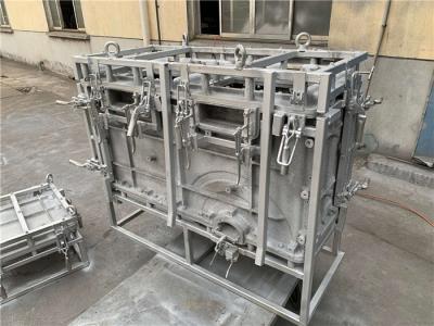 China Moldes rotatorios de aluminio A356 para la caja plástica de la entrega de la comida 200L con las ruedas en venta
