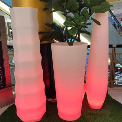 China Shopping Mall Lighting Rotomolded Planters Plant LLDPE HDPE Pot Resin Mold Customer Design OEM Acceptable for sale