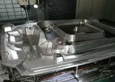 China 8-12mm Auto-onderdelen Mold Cast CNC Frezen Scheidingslijn Afgewerkte Rotomold Car Body Mallen Te koop