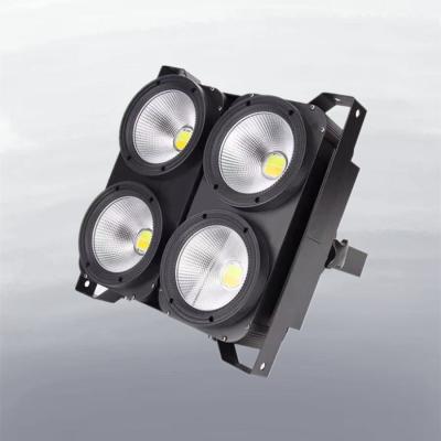 China 4Eyes 100w COB LED Stage Audience Blinder Led Painel de luz Dmx Led Blinder Light à venda