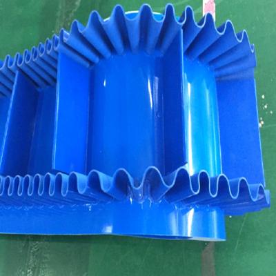 China 2 To 20 Layers Inclined Conveyor Belts Ports Corrugated Sidewall Belt for sale