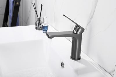 China 1 Hole Counter Top Wash Basin Taps 13L/Mins Hot Cold Water Desk Mounted for sale