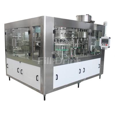China 6000BPH carbonatou a soda totalmente automático da máquina de enchimento do refresco que faz a máquina a garrafa plástica à venda