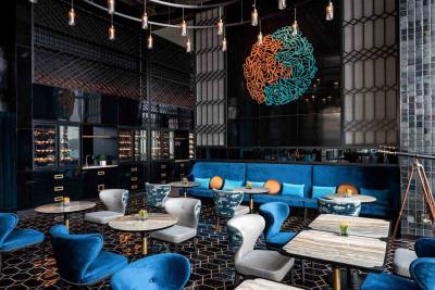 Cina l'hotel che cinque stelle le mobilie moderne intercontinentali di stile mette la sala da pranzo di legno solida mette il ODM in vendita