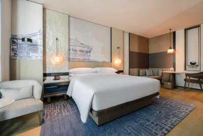 China Dimensões do produto 86 X 64 X 48 polegadas Mobiliário de quarto de hotel 2 mesas de noite à venda