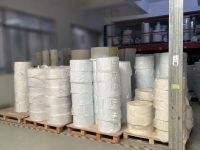 Китай Дополнительно липкая водонепроницаемая бумага для этикеток, клей от горячего плавления продается