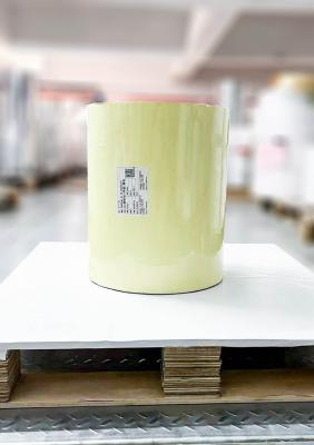 China PET transparente cola removível etiquetas auto-aderentes materiais de rolo normal pegajoso à venda