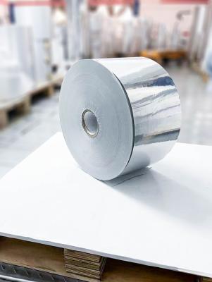 중국 강하고 끈적끈적한 자기 접착성 라벨 재료 50u 표면 두께 제거 할 수 있는 접착제 유형 판매용