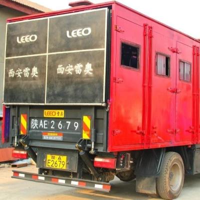 China Livestock Tractor Trailer Liftgate 850kg Portabls Mobile Tail Lift for sale
