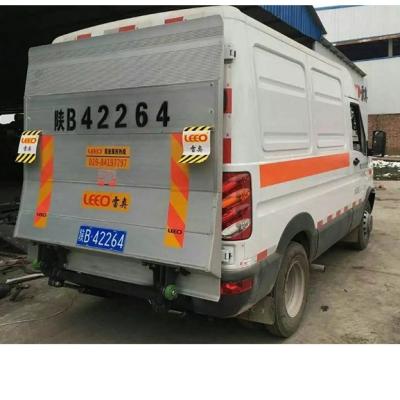 China OEM Hydraulic Tailgate Lifter 700kg Retractable Tail Lift Steel Plate for sale
