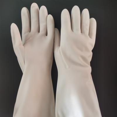 China 13 Mil Nitrile Dish Gloves Home 320MM Nitrile Solvent Resistant Gloves for sale