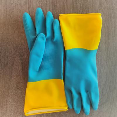 China Hogar bicolor industrial de limpieza del guante del látex de la cocina que espesa resistencia química en venta