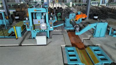 China Servo de corte de hoja de acero inoxidable a la línea de longitud con cortador de bordes en venta