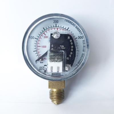 China Vehicles CNG Pressure Gauge Sensor 50mm Stepped Electrical Output Signal for sale