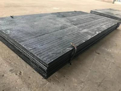 中国 Hct Composite Hardfacing Wear Plate Carbon Steel High Chromium Weldox700 Sheet 販売のため