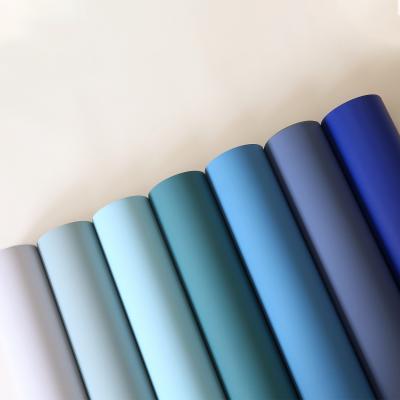China Mono Color Pvc Decorative Foil Roll For Cabinet Doors Membrane Pressing en venta