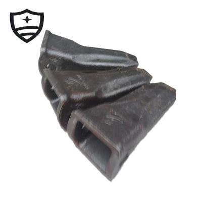 China PC200 Excavator Spare Parts Tooth Forged Rock Teeth Bucket 205-70-19570RC for sale