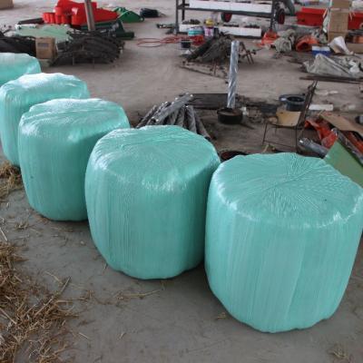 China 25cm Witdth 25µM Thick Plastic Stretch Film UV Resistant LLDPE For Farms for sale