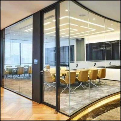 China Transparent Demountable Glass Partitions Sliding Glass Room Dividers for sale