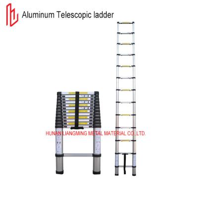 China Telescopic Aluminum Straight Ladder 30cm Step Distance En131 Certificated for sale