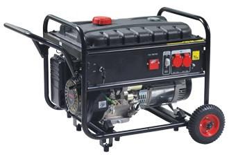 中国 3800 Watt Gasoline Portable Generator set Forced Air Cooling 販売のため