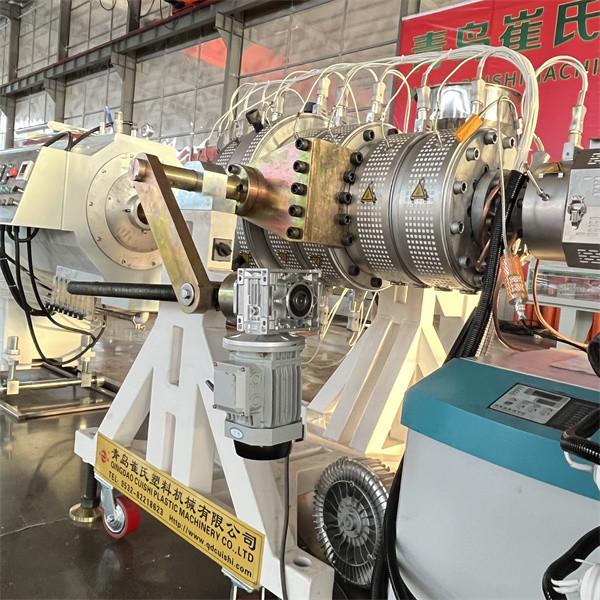 Quality 1000kg/h Plastic Pipe Machine 400mm-1000mm HDPE Pipe Extruder Machine for sale