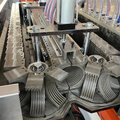 China Máquina de extrusión de tornillo único controlada por PLC Máquina de manguera corrugada de doble pared en venta