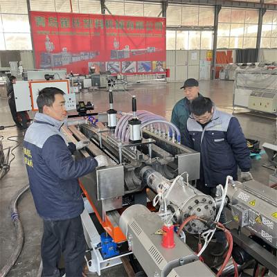 China Línea de extrusión de tuberías corrugadas de gran diámetro para agricultura / industria en venta