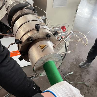 Chine SJSZ65/132 Machine de moulage de tuyaux en PVC, machine de filetage de tuyaux en plastique sur mesure à vendre