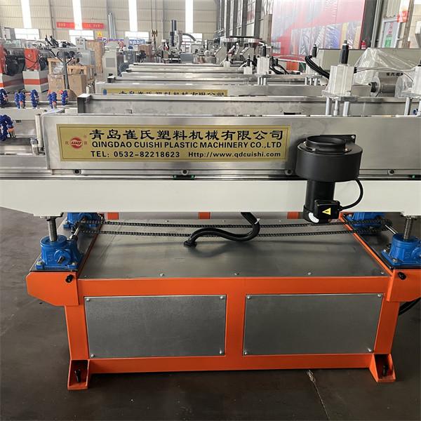 Quality Customized Plastic Single Wall Corrugated Pipe Machine HDPE Pipe Extrusion Line for sale
