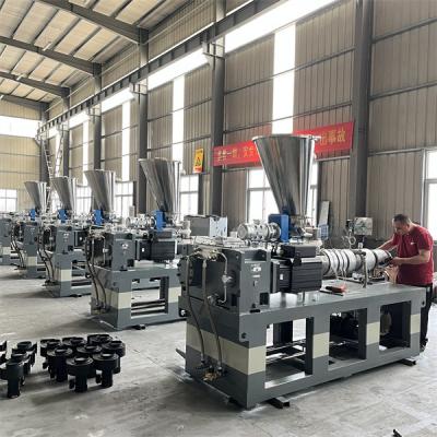 China Plastic PVC Pipe Making Machine 63mm-110mm Pipe Extrusion Line Fabrikanten Te koop