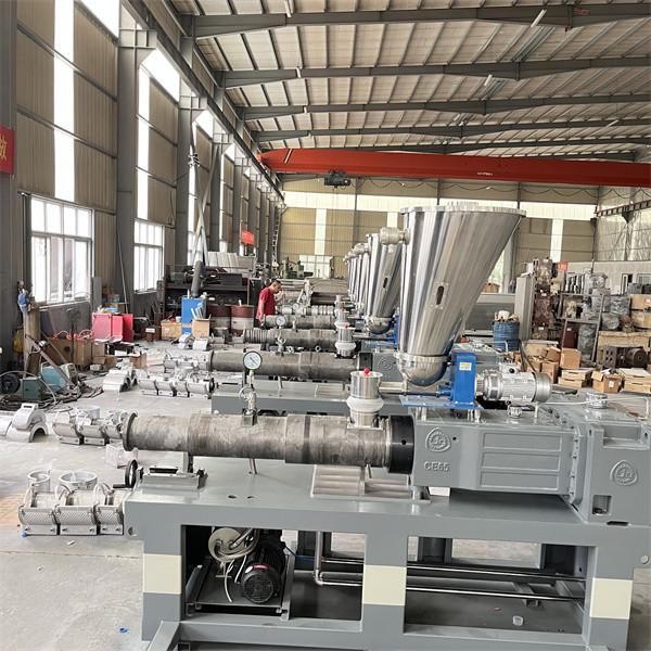Quality Co Rotating Twin Screw Extruder PVC Small Plastic Extruder Machine for sale