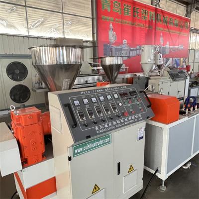China Máquina para tuberías de agua de PVC resistente a la corrosión, extrusora de tuberías flexibles en venta