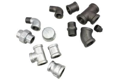 China 3/4 Inch Quick Connect Tee Threaded Tee Fittings Smooth Surface For Oil Pipes for sale