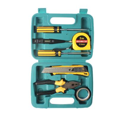 Cina Small Homeowner Tool Set 9 Pieces General Household Small Hand Tool Kit with Plastic Tool Box Storage Case in vendita