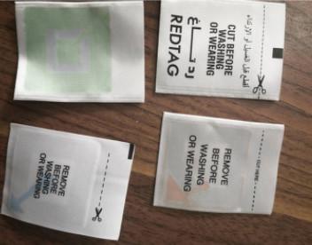 Chine Papier enduit de vol à l'étalage du label 30*40mm de degré de sécurité de la poche EAS de tissu anti à vendre