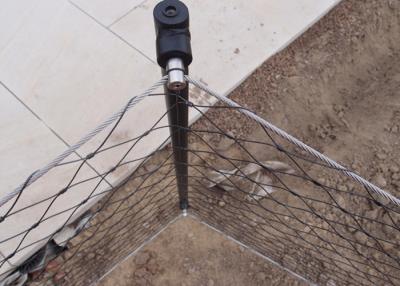 China X tienda la cuerda de alambre negra del óxido, cerca de la malla de la cuerda de alambre de acero inoxidable en venta