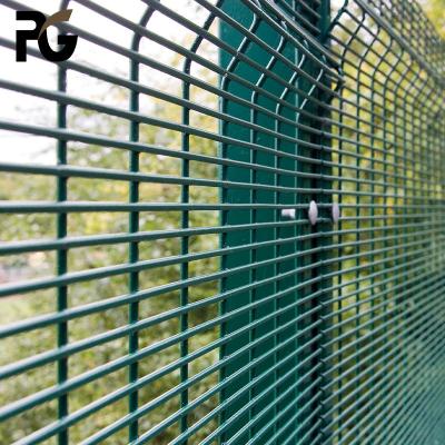 China Green Hot Dipped Galvanized Anti Climb Security Fencing 358 Mesh for sale