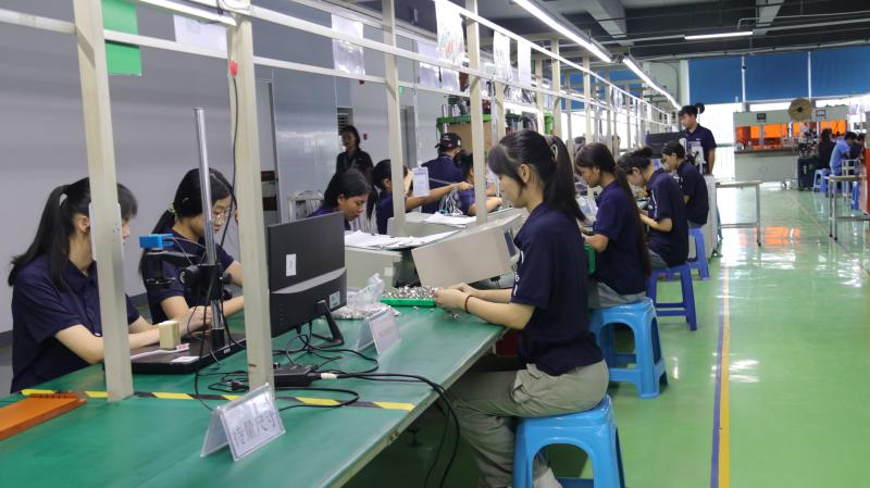 Verified China supplier - Shenzhen Hongjixin Plastic & Electronics Co., Ltd