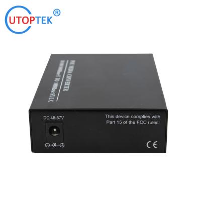 China 10/100/1000M POE 30W media converter MM dual SC 850nm 550m with DC52V power for CCTV poe IP Camera using for sale