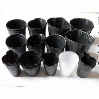 China HQ Nutrition PE 1L Propagation Black Nursery Pots With Drainage Holes for sale