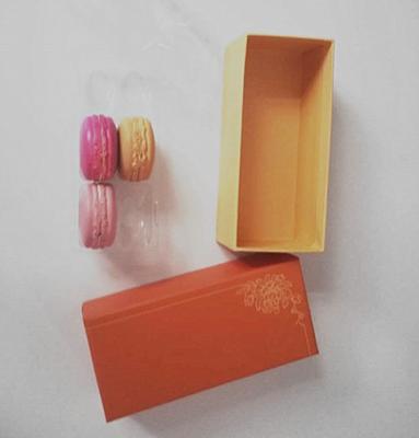 中国 New Customized cardboard luxury gift packaging foldable paper box 販売のため