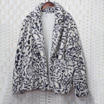 China Ladies Leopard Print Faux Fur Jacket , Water Repellent Overcoat Blazer for sale