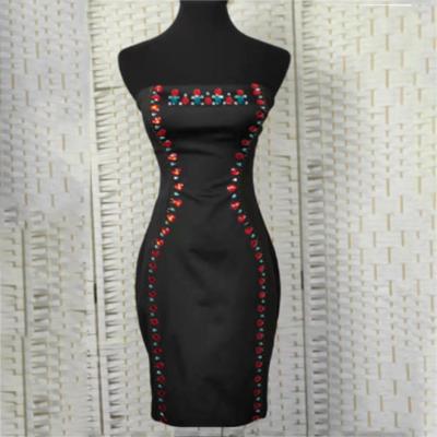 China Sexy Strapless Ladies Elegant Dresses With Drop - Shaped Stone Decoration for sale