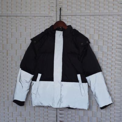 China Thermolite Filling Sustainable Padded Down Jacket Waterproof With Inside Pocket for sale