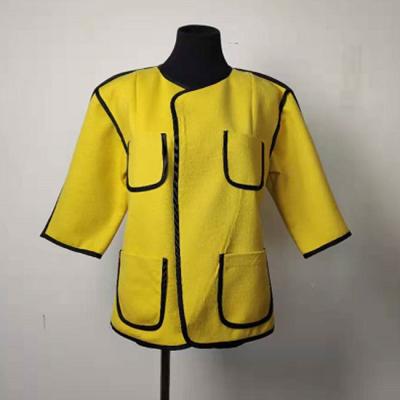 中国 4つの外のポケットが付いている方法丸首の女性ウールのブレザーのジャケット 販売のため