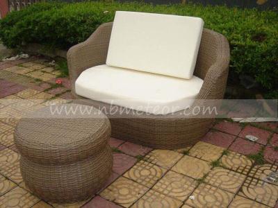 China Wooden Legs Rectangular Rattan Sofa with Low Armrest B2B Buyers for sale