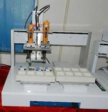 China PWB-Elektronik-Versammlungs-Schraube, die Maschinen-Schraubenzieher-Maschine festzieht zu verkaufen