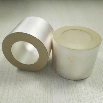 China Elemento piezoeléctrico de cerámica piezoeléctrico del disco y del tubo para el sensor o el transductor ultrasónico en venta