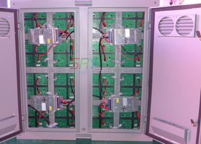 China armário 8000cd/sqm da tela do diodo emissor de luz de 1R1G1B IP65 P16 com material de aço do armário à venda